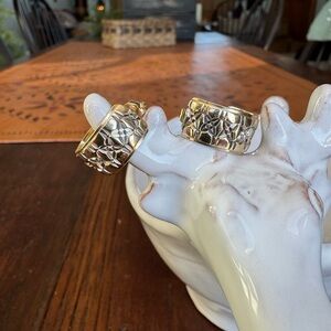 14KYG Vintage Wedding Band Stud Earrings